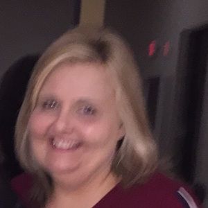 Meet your Posher, Angela